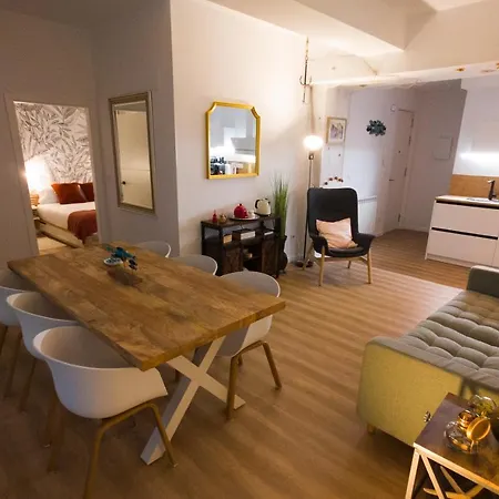 Casa Trueba, Centro Gros, Reformado Y Con Desayuno Lägenhet *